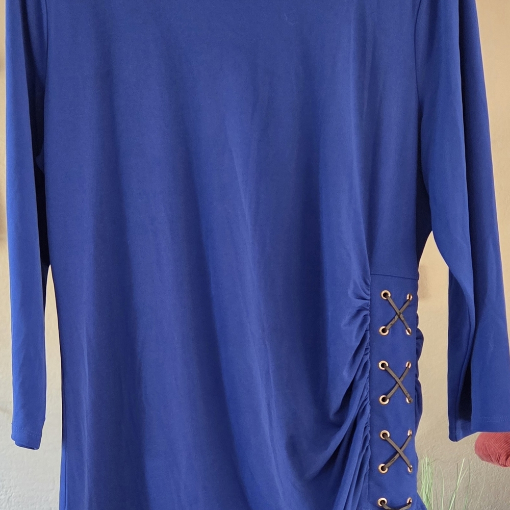 🔥🔥2 For $5 Clearance CHICOS Blue Long Sleeve Top with Lace-Up Detail🔥🔥
